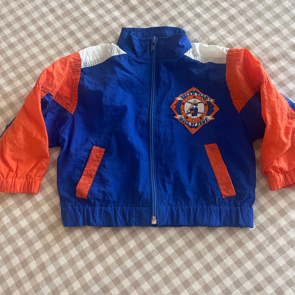 Vintage baby baseball wind breaker jacket
Size 12 months